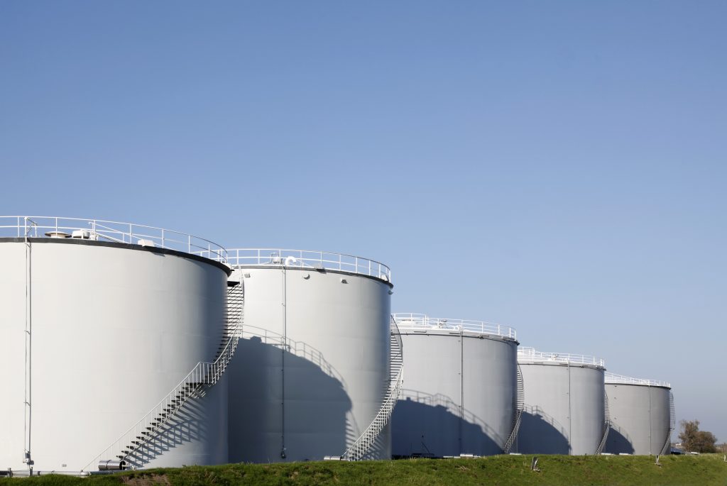 Ontvochtigingsapparatuur beschermt brandstoftanks