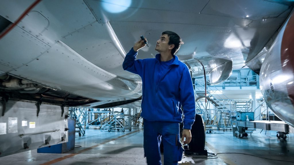 Hoge-capaciteit “Roof Top” airconditioning voorkomt ramp bij vliegtuigonderdeelfabrikant